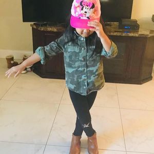 Meet your Posher, Van